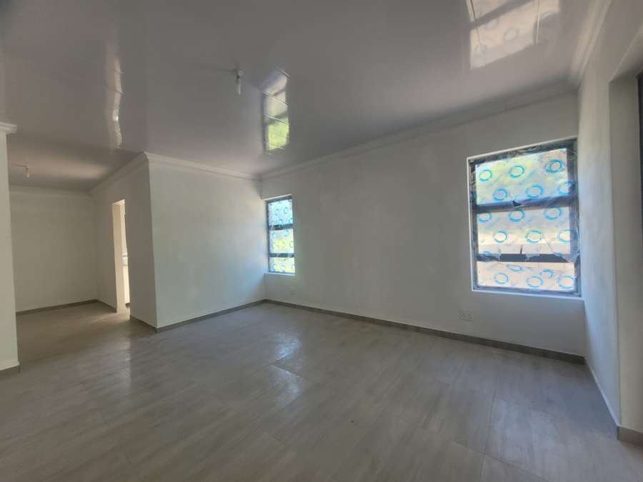 3 Bedroom Property for Sale in Paradise Beach Eastern Cape